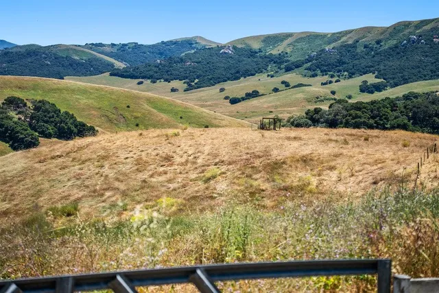 $699,999 | 363 Orchard Hill Road, San Juan Bautista, CA 95045