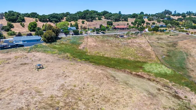 $699,999 | 363 Orchard Hill Road, San Juan Bautista, CA 95045