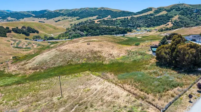 $699,999 | 363 Orchard Hill Road, San Juan Bautista, CA 95045