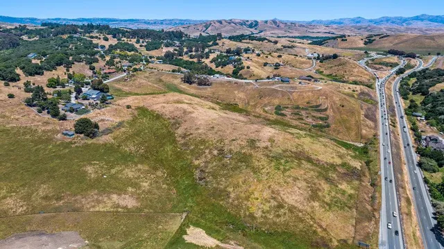 $699,999 | 363 Orchard Hill Road, San Juan Bautista, CA 95045