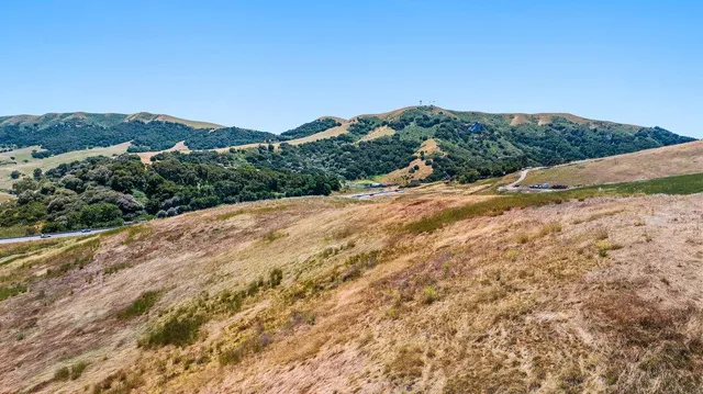 $699,999 | 363 Orchard Hill Road, San Juan Bautista, CA 95045