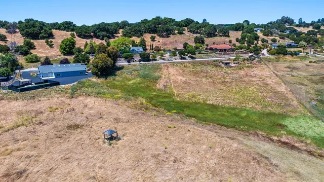 $699,999 | 363 Orchard Hill Road, San Juan Bautista, CA 95045