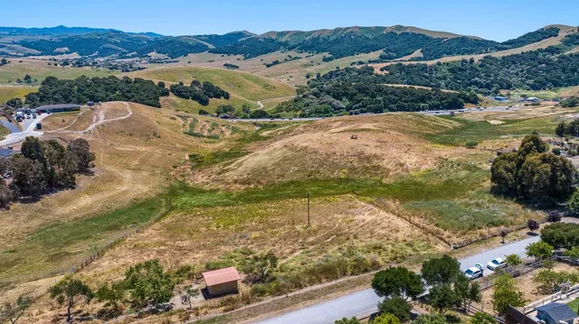 $699,999 | 363 Orchard Hill Road, San Juan Bautista, CA 95045