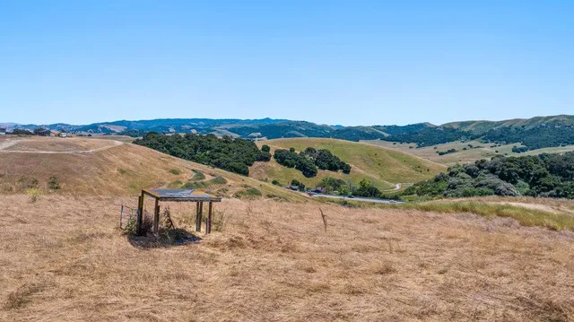 $699,999 | 363 Orchard Hill Road, San Juan Bautista, CA 95045