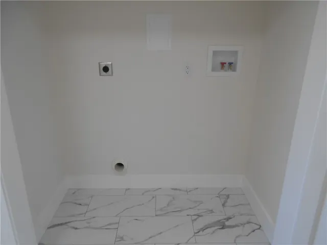 $279,000 | 6 Stryker Avenue, Owasco, NY 13021