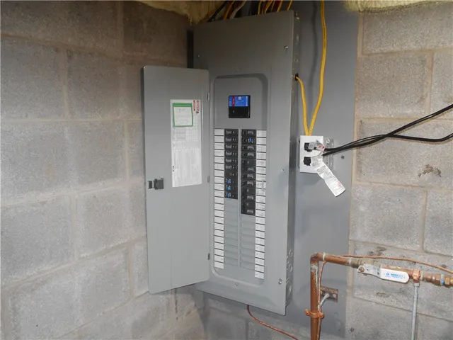 $279,000 | 6 Stryker Avenue, Owasco, NY 13021