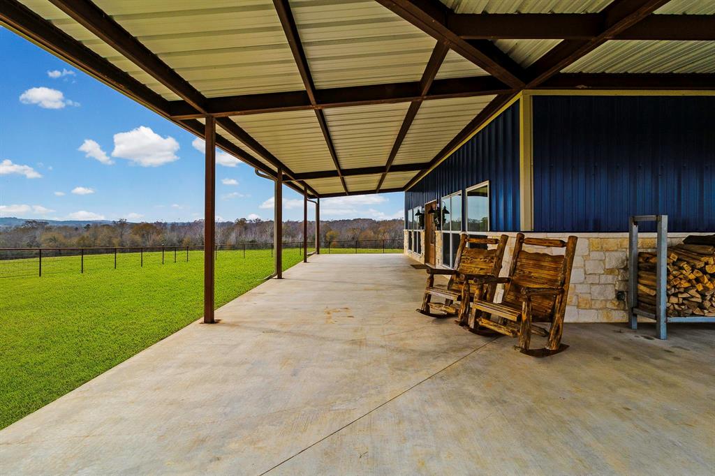 3200 Tx-75 Buffalo, TX 75831 - Photo 25 of 40 a view of a backyard of a house
