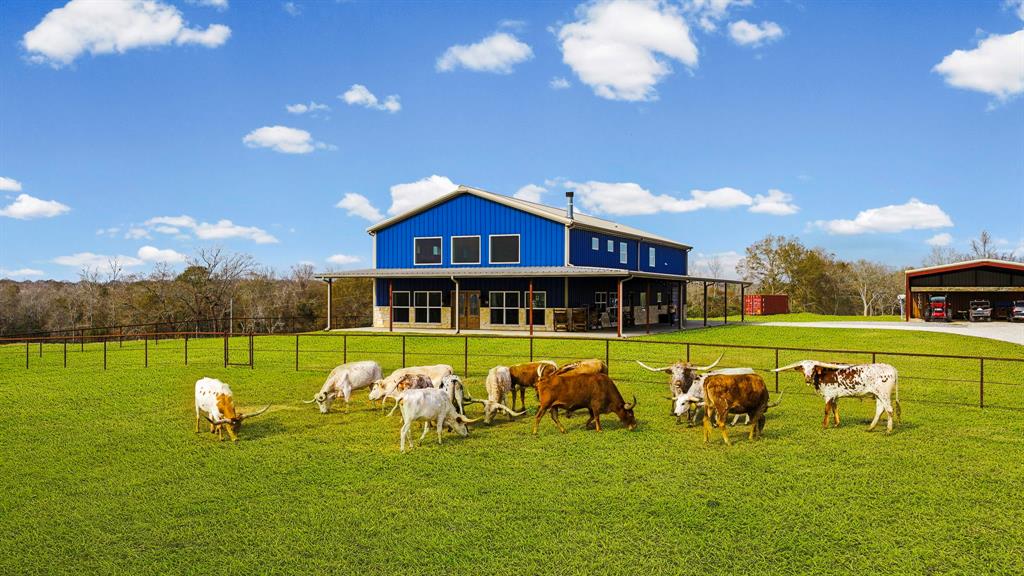 3200 Tx-75 Buffalo, TX 75831 - Photo 27 of 40 a view of a house with a backyard