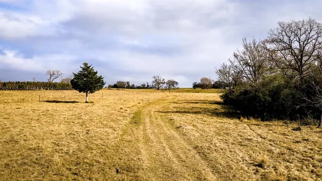 $1,750,000 | 3200 Tx-75, Buffalo, TX 75831