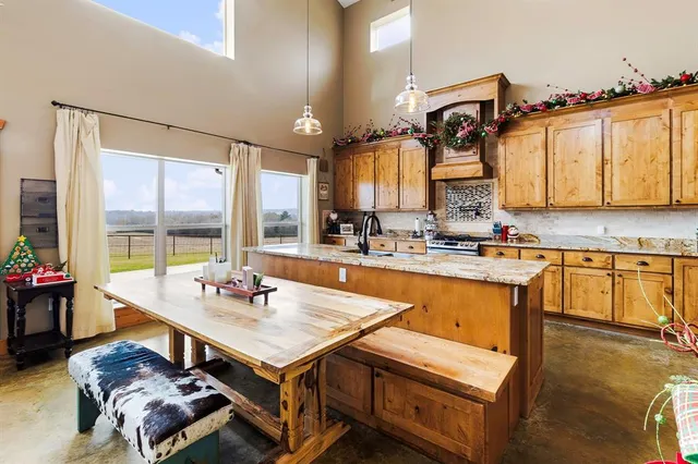 $1,750,000 | 3200 Tx-75, Buffalo, TX 75831