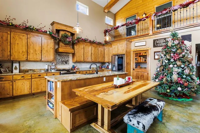 $1,750,000 | 3200 Tx-75, Buffalo, TX 75831