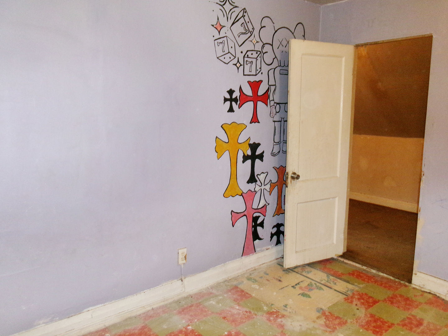 2011 Grey Avenue Evanston, IL 60201 - Photo 12 of 20 a view of a garage with a white bed
