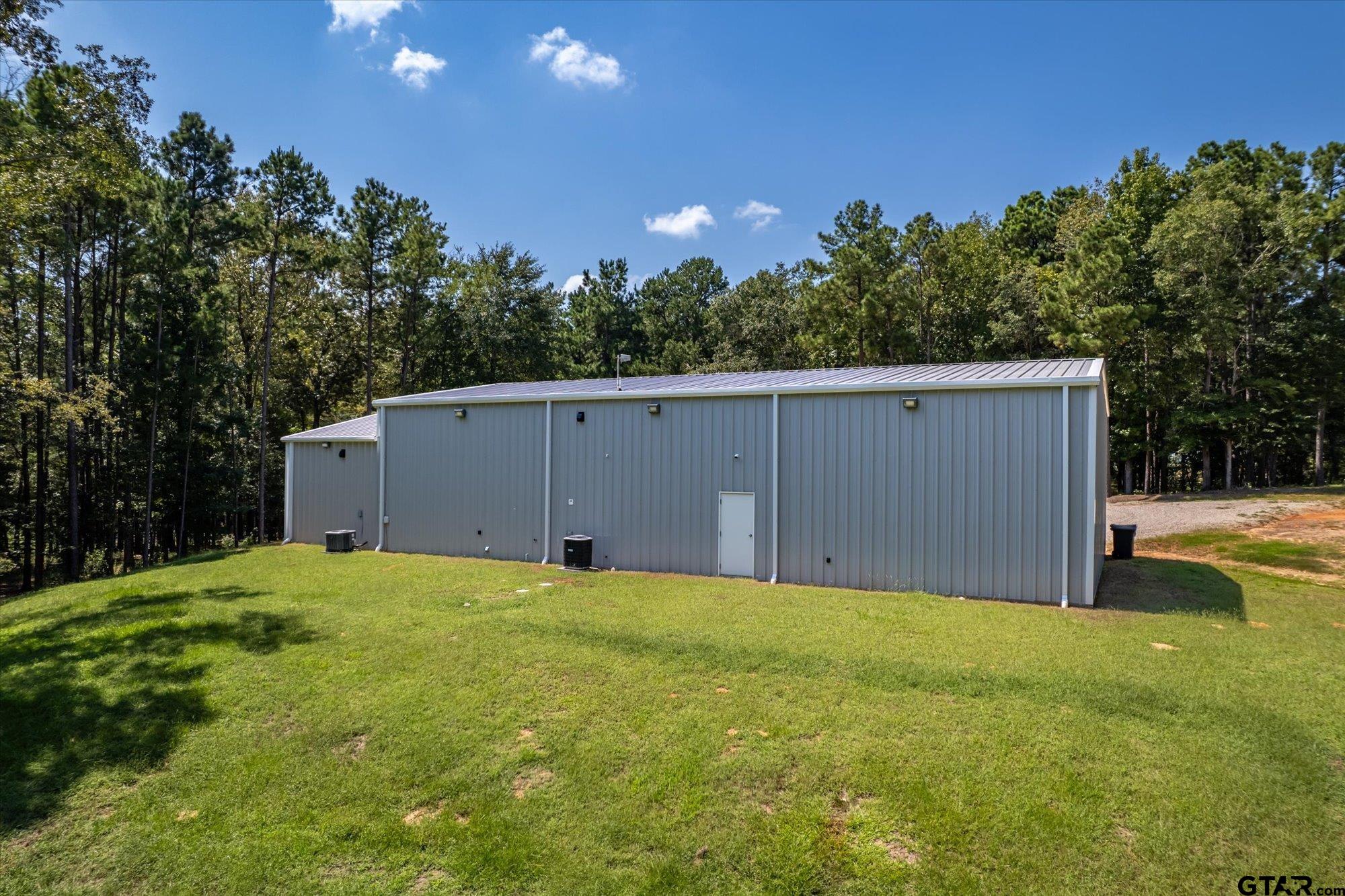 1000 West Main Street Chandler, TX 75758 - Photo 19 of 33