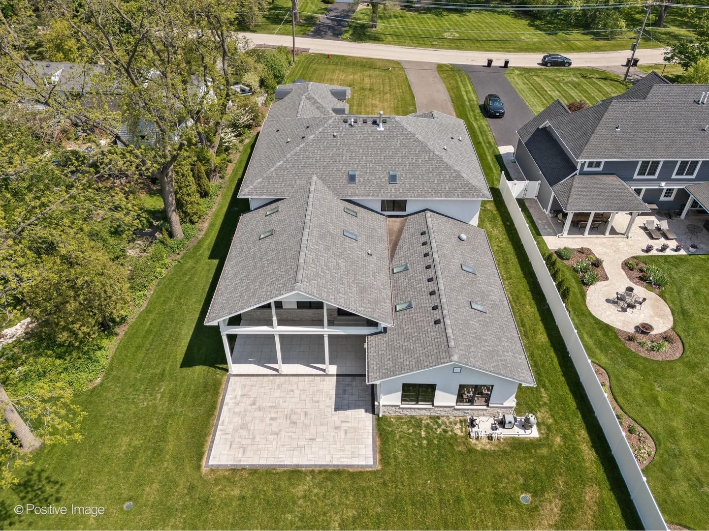 1851 Oakwood Road Northbrook, IL 60062 - Photo 52 of 56