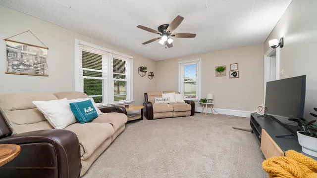 $189,000 | 213 North 4th Street, Oregon, IL 61061