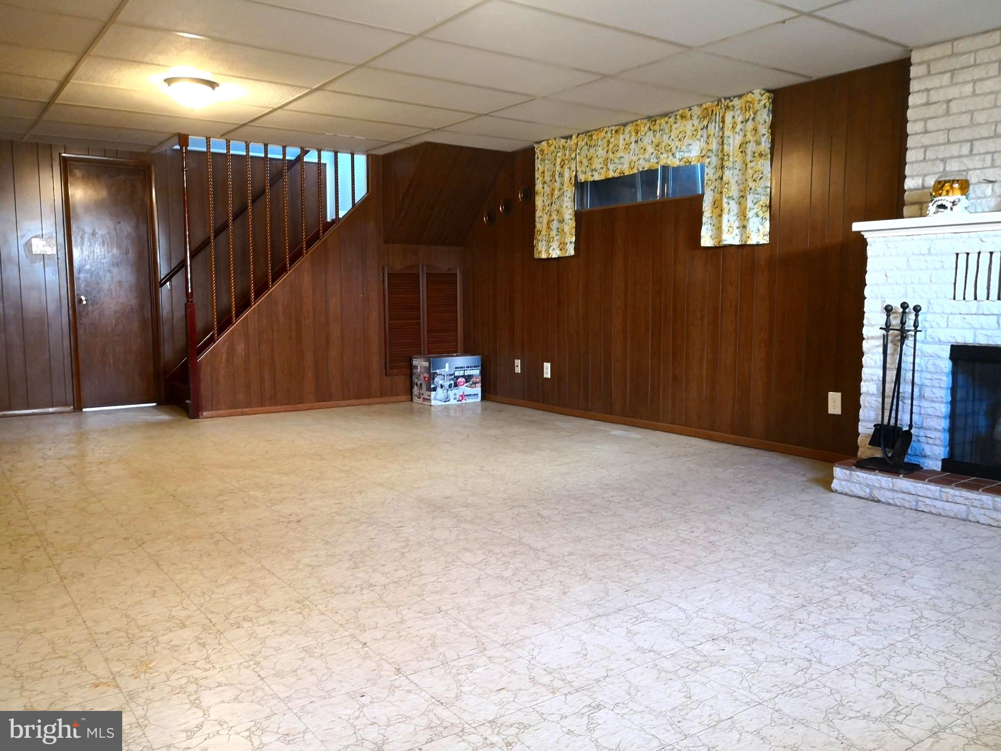 10116 Charington Road Cockeysville, MD 21030 - Photo 28 of 34 Basement to stairs