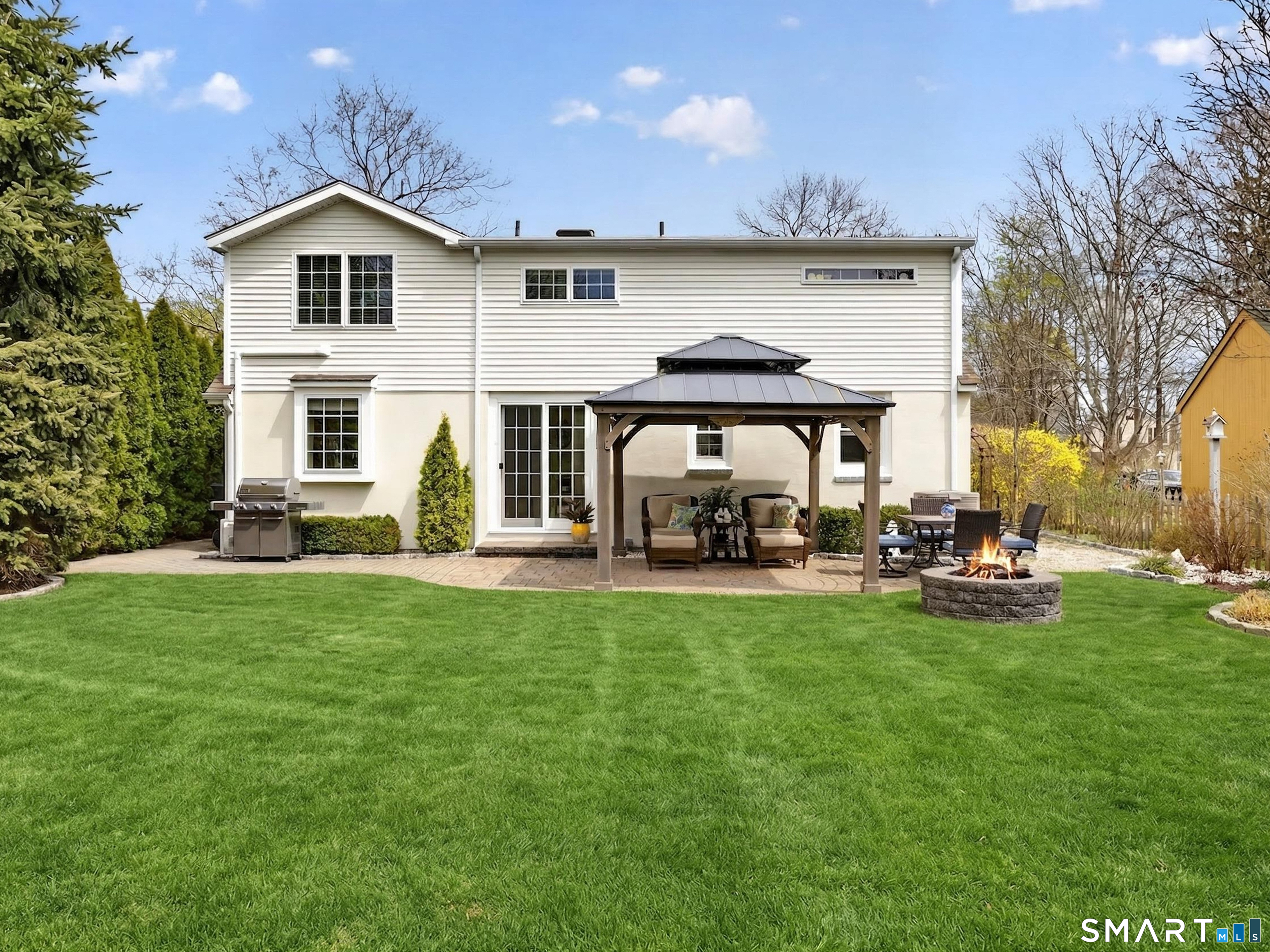 11 Palmer Terrace Clinton, CT 06413 - Photo 2 of 40