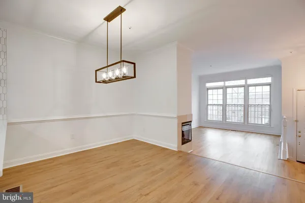 $6,000 | 1516 North Colonial Terrace, Arlington, VA 22209