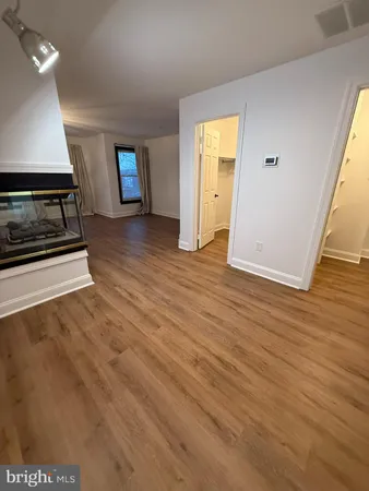 $6,000 | 1516 North Colonial Terrace, Arlington, VA 22209