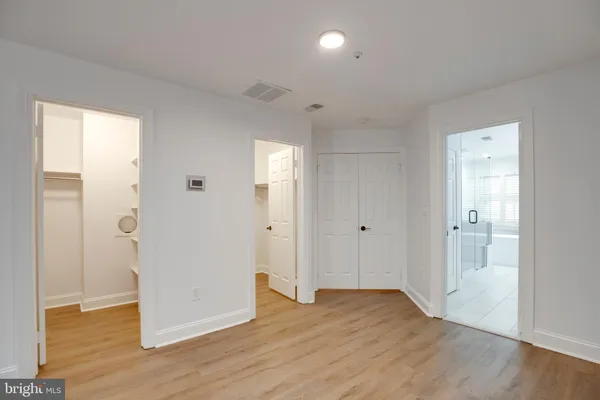 $6,000 | 1516 North Colonial Terrace, Arlington, VA 22209