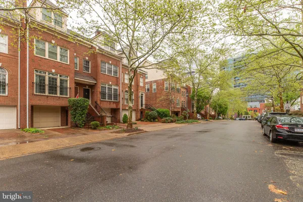 $6,000 | 1516 North Colonial Terrace, Arlington, VA 22209