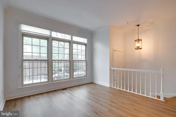 $6,000 | 1516 North Colonial Terrace, Arlington, VA 22209