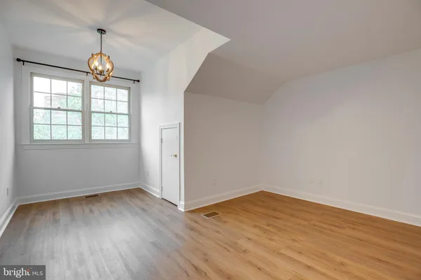 $6,000 | 1516 North Colonial Terrace, Arlington, VA 22209