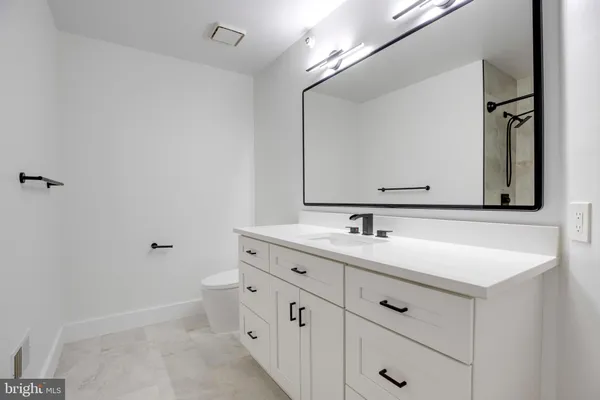 $6,000 | 1516 North Colonial Terrace, Arlington, VA 22209