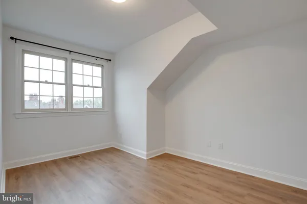 $6,000 | 1516 North Colonial Terrace, Arlington, VA 22209