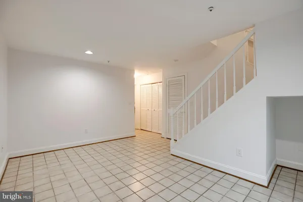 $6,000 | 1516 North Colonial Terrace, Arlington, VA 22209