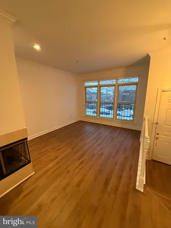 $6,000 | 1516 North Colonial Terrace, Arlington, VA 22209