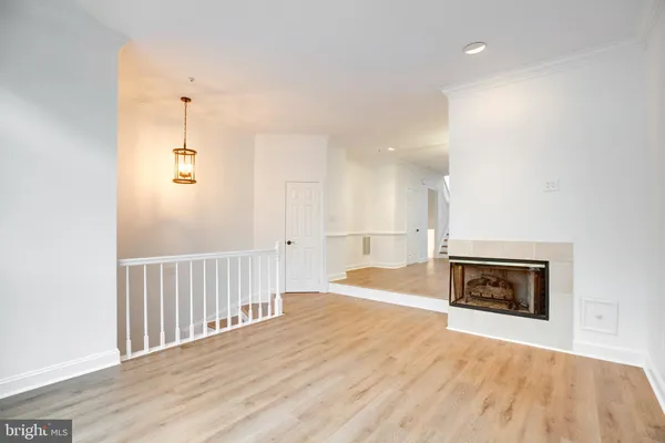 $6,000 | 1516 North Colonial Terrace, Arlington, VA 22209