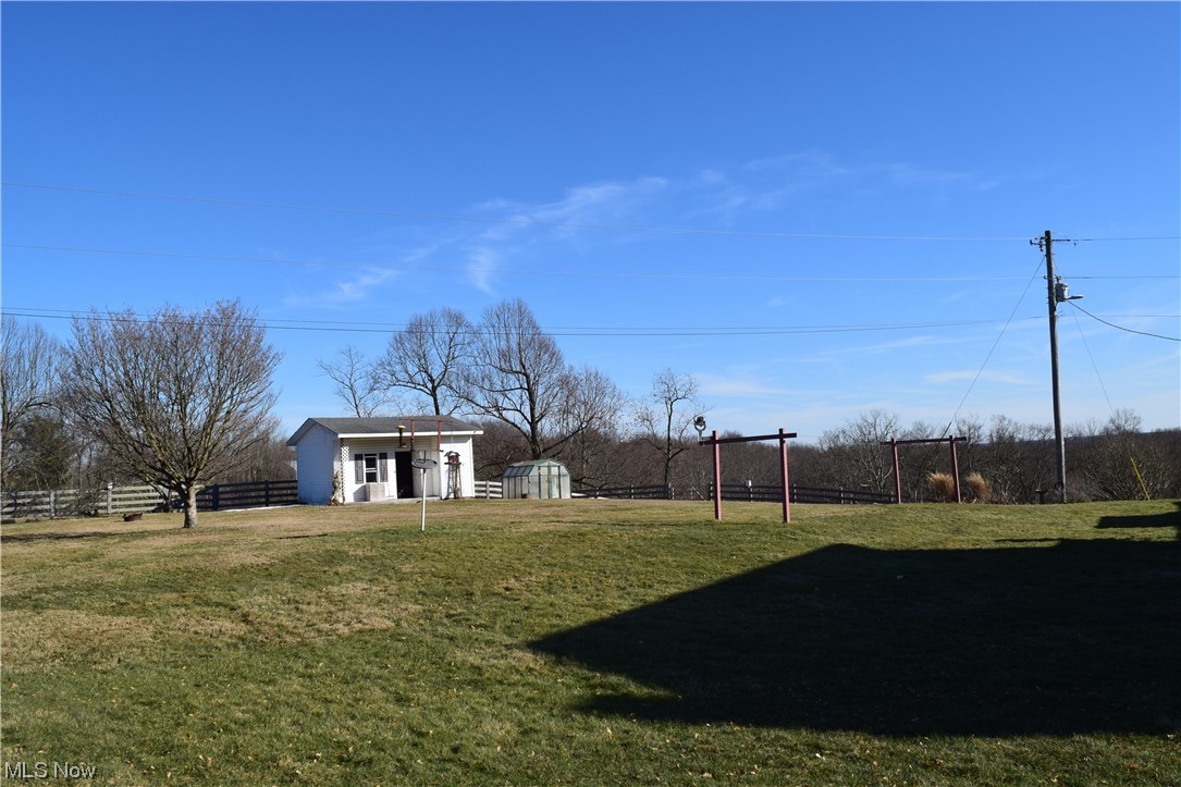 65578 Mathews Road Cambridge, OH 43725 - Photo 31 of 40 View of yard