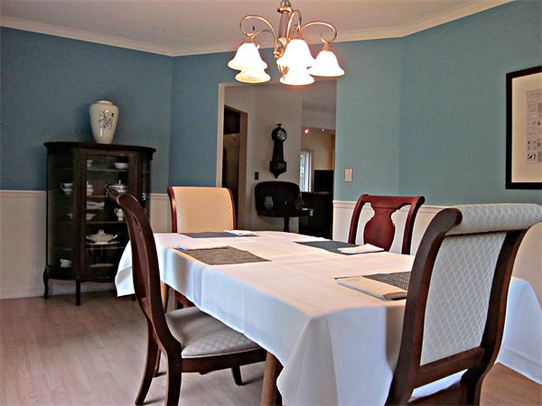 17 Stanley Road Medway, MA 02053 - Photo 8 of 29 Gallery Image 8
