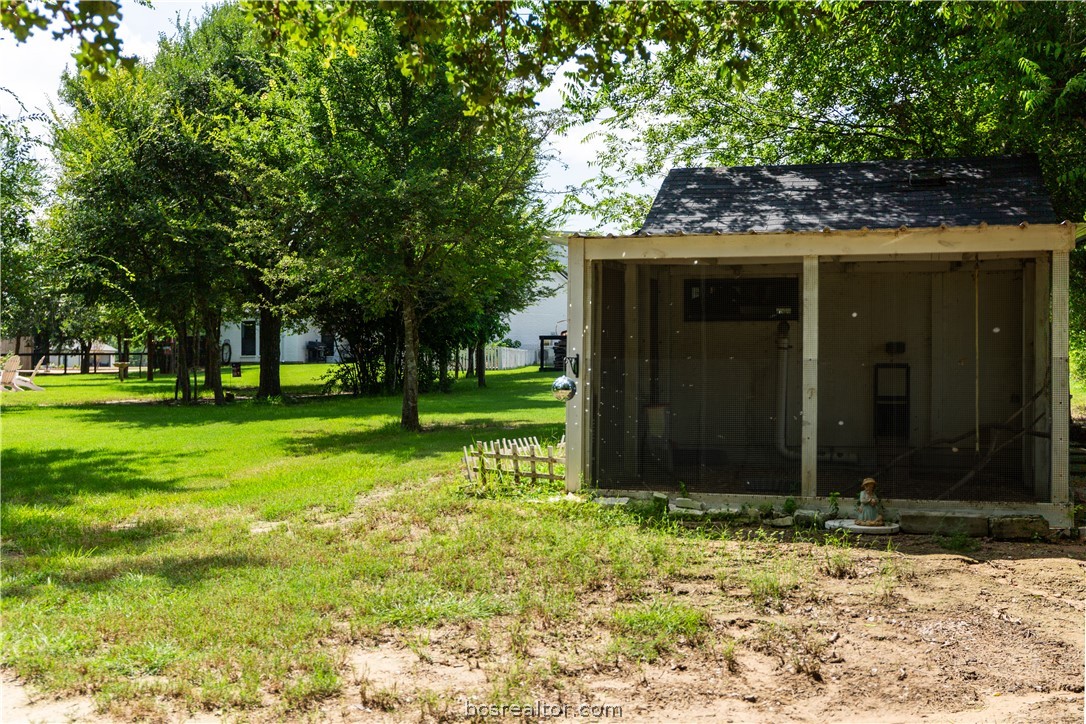 5036 Glory Road Bryan, TX 77808 - Photo 49 of 50 Tiny cottage area