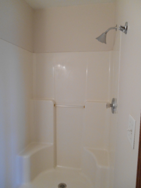 1746 West River Road Traverse City, MI 49696 - Photo 25 of 29 1798641-24.JPG