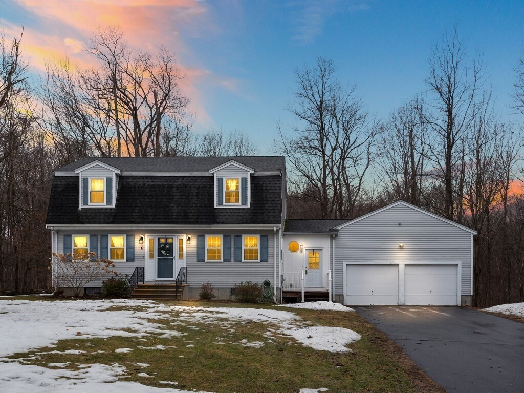 5 Shearson Drive Shrewsbury, MA 01545 - Photo 1 of 41