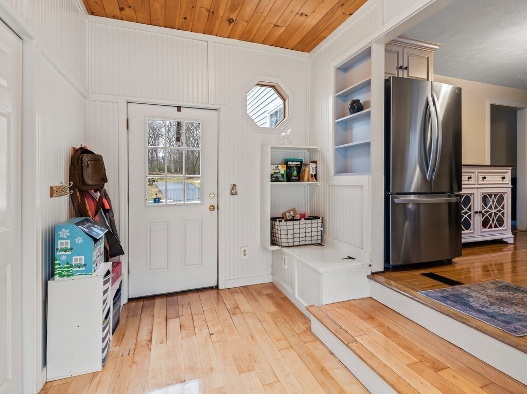5 Shearson Drive Shrewsbury, MA 01545 - Photo 5 of 41