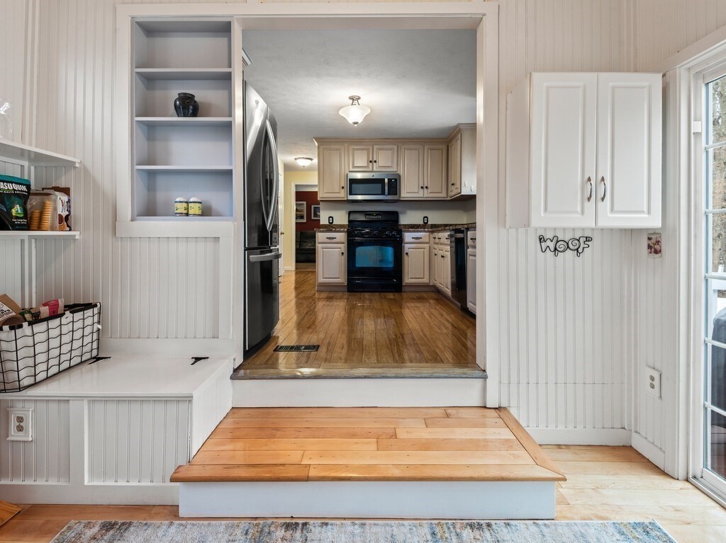 5 Shearson Drive Shrewsbury, MA 01545 - Photo 7 of 41
