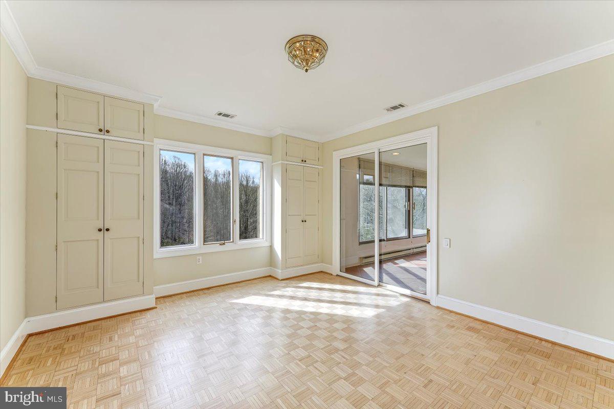 6 Ringfield Road, Unit B3 Chadds Ford, PA 19317 - Photo 16 of 50 Dining Room with built-ins