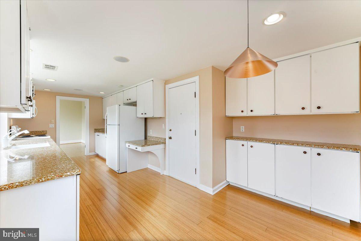6 Ringfield Road, Unit B3 Chadds Ford, PA 19317 - Photo 22 of 50 Kitchen