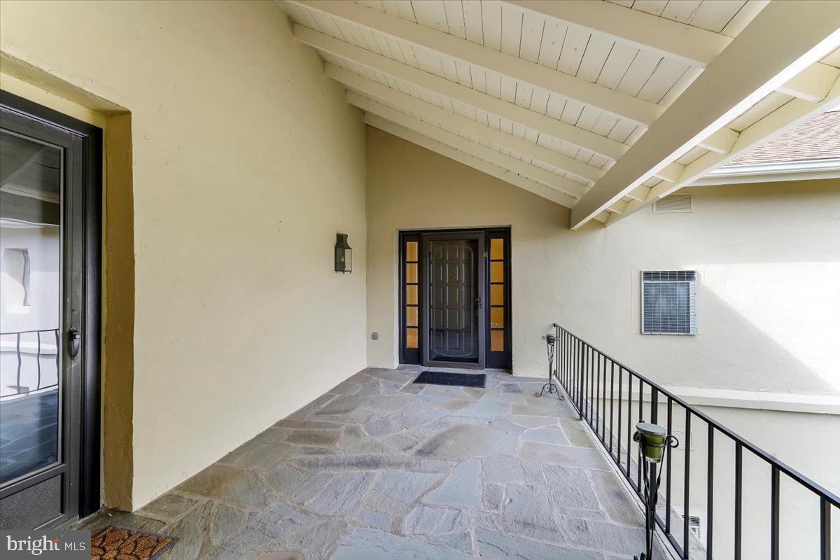 6 Ringfield Road, Unit B3 Chadds Ford, PA 19317 - Photo 5 of 50 Front Entrance to Condo
