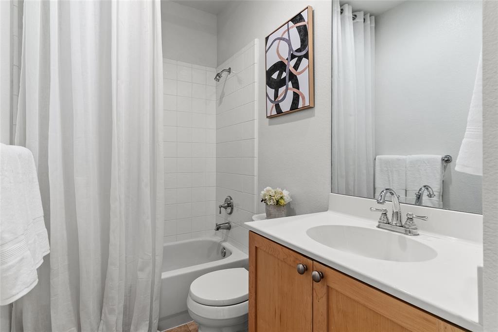 4830 Cedar Springs Road, Unit 3 Dallas, TX 75219 - Photo 6 of 19 First level Bathroom