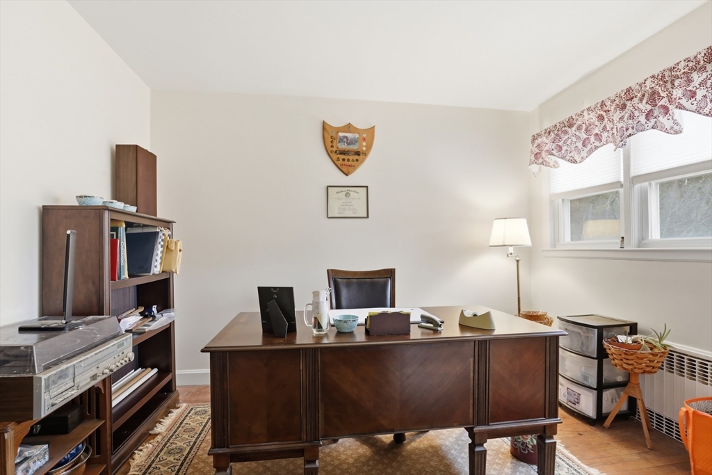 115 Ashby State Road Fitchburg, MA 01420 - Photo 13 of 31