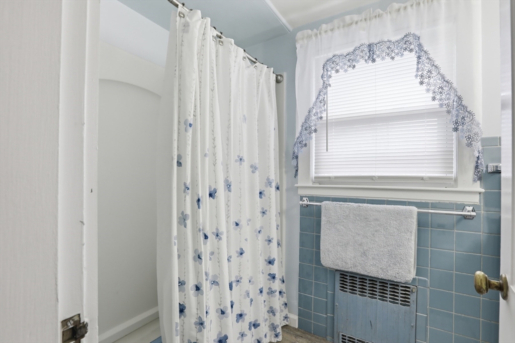 115 Ashby State Road Fitchburg, MA 01420 - Photo 25 of 31
