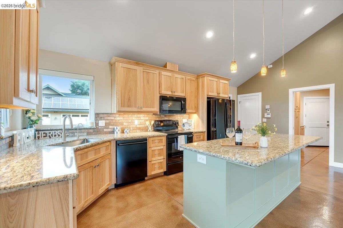 18180 Robin Ridge Road Sonora, CA 95370 - Photo 73 of 88