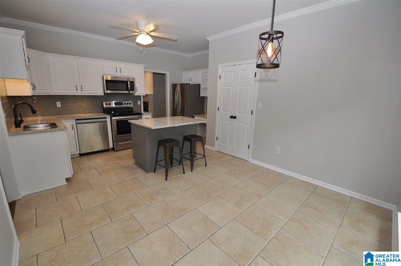 244 Forest Parkway Alabaster, AL 35007 - Photo 6 of 14