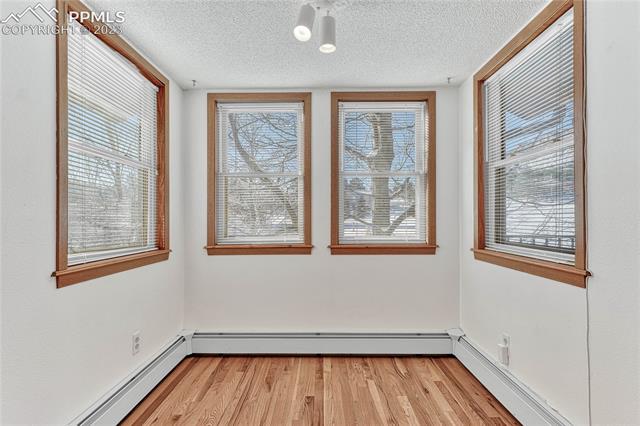 18235 Spruce Road Monument, CO 80132 - Photo 13 of 35 Dining nook