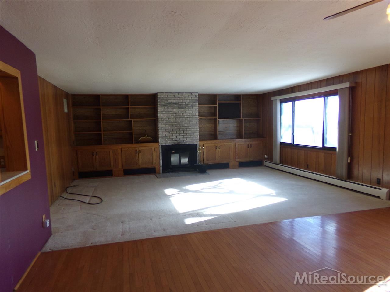 2237 Oxford Road Berkley, MI 48072 - Photo 12 of 35