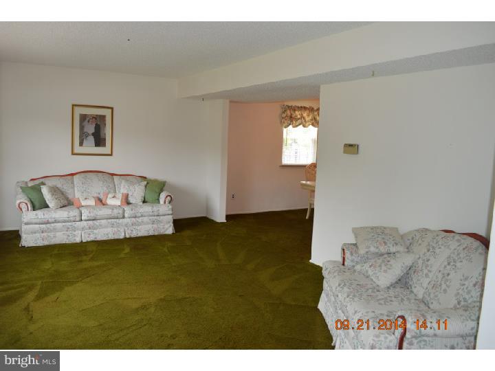 62 Hartford Road Sewell, NJ 08080 - Photo 8 of 25 Gallery Image 8